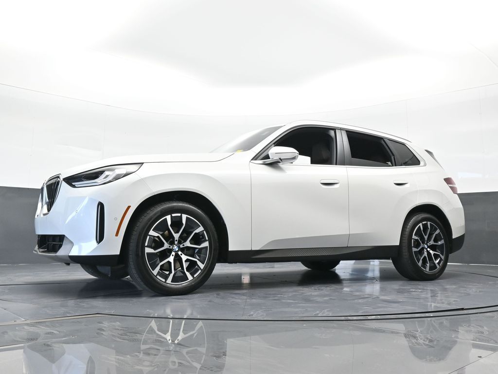 Used 2025 Mineral White Metallic BMW 30 xDrive image 61