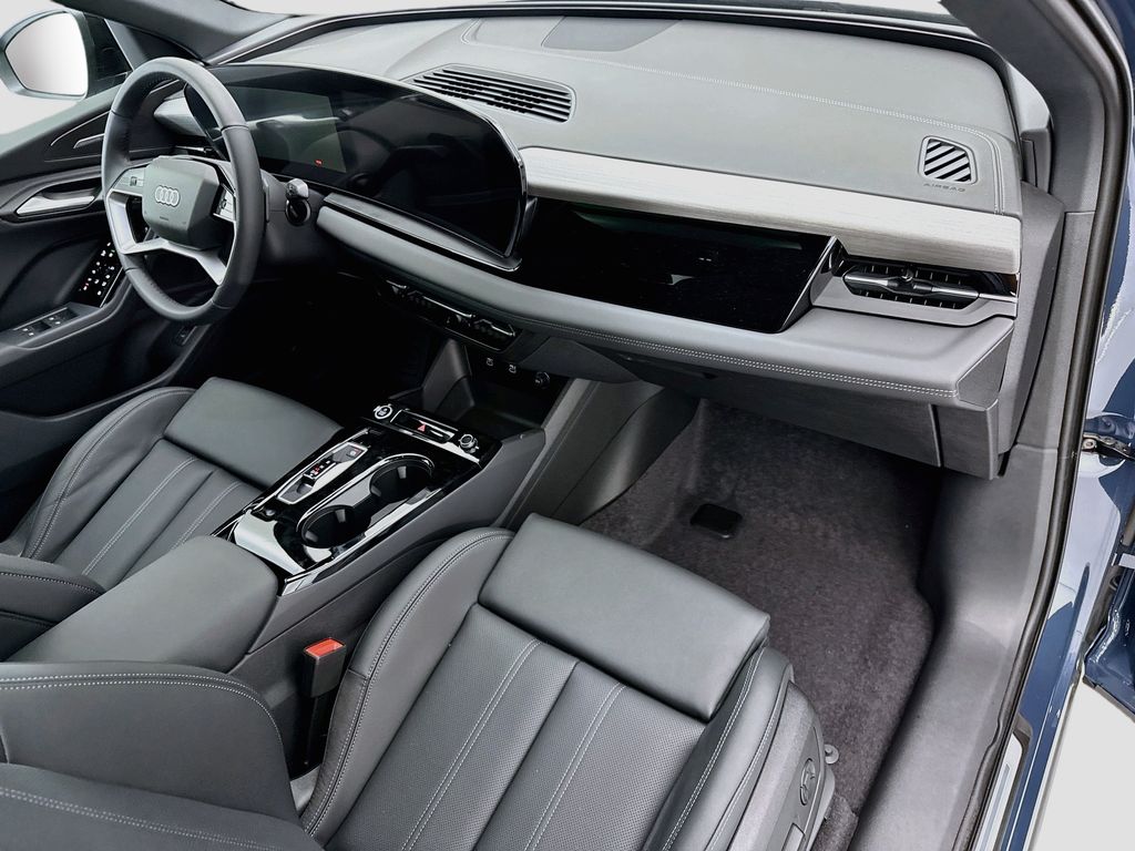 Thumbnail: 2027 Audi Q6 e-tron - 16