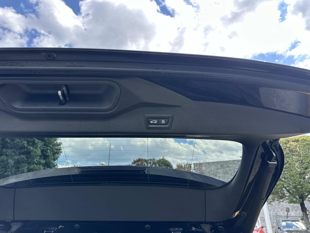 Thumbnail: 2022 BMW X5 - 29