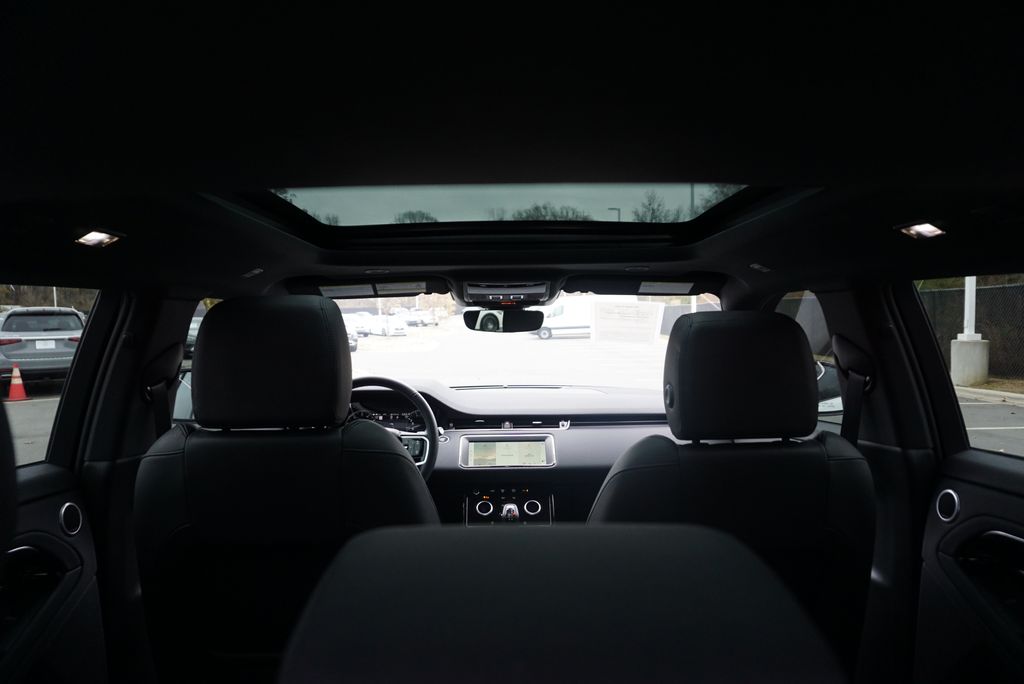 Thumbnail: 2023 Land Rover Range Rover Evoque - 19