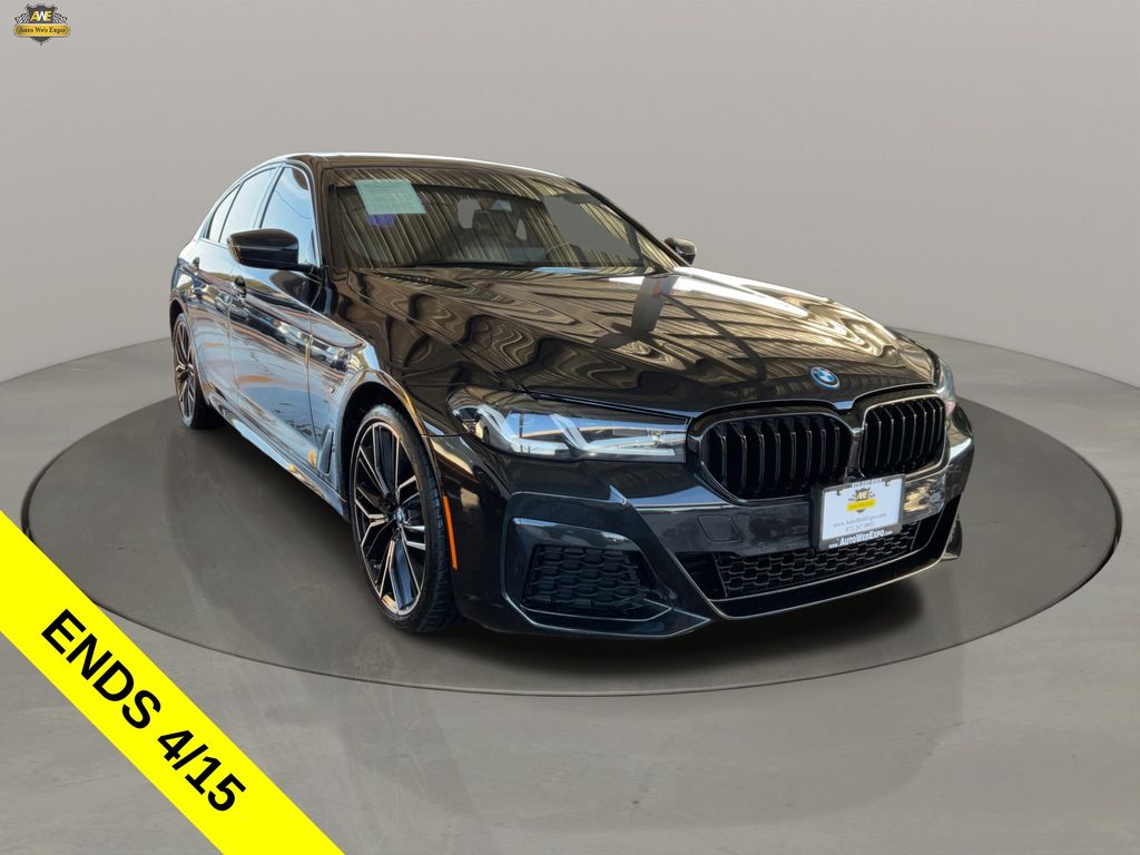 Black Sapphire Metallic 2023 BMW 5 Series 530e Hybrid Plug-in RWD Sedan Rear-Wheel Drive 8-Speed Automatic