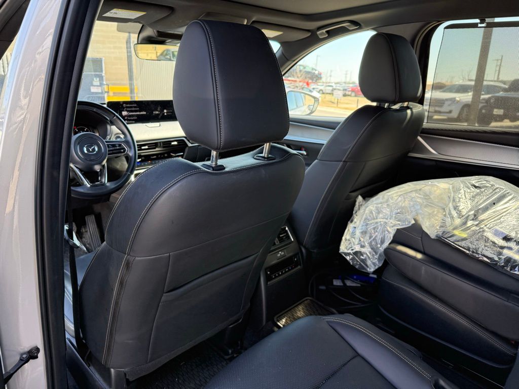 Thumbnail: 2024 Mazda CX-90 - 9