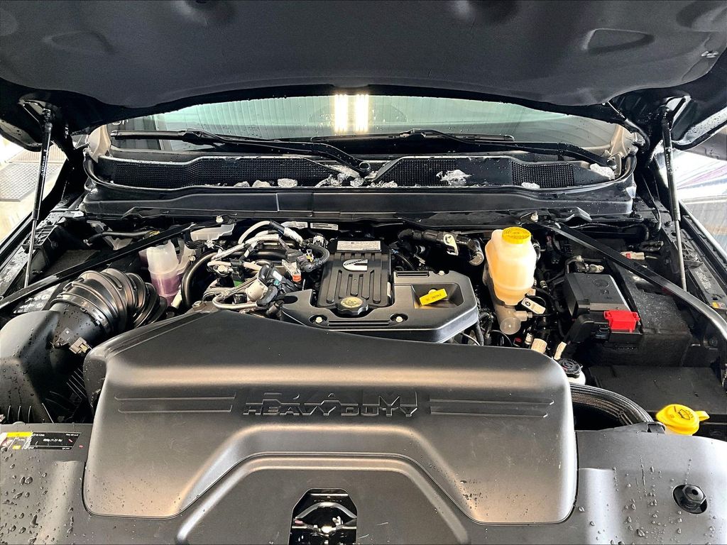 2026 Ram 5500HD — photo 15