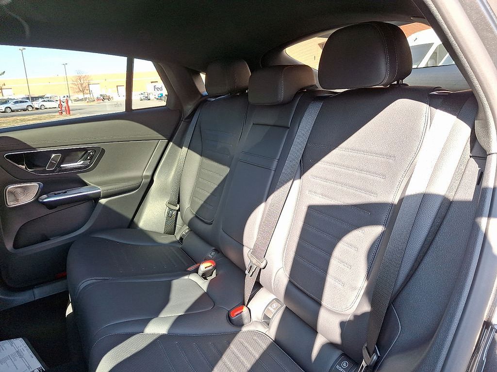 Thumbnail: 2025 Mercedes-Benz GLC - 6