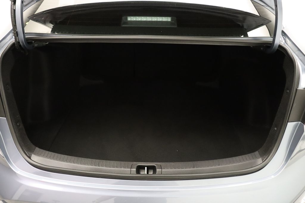 Thumbnail: 2025 Toyota Corolla - 22