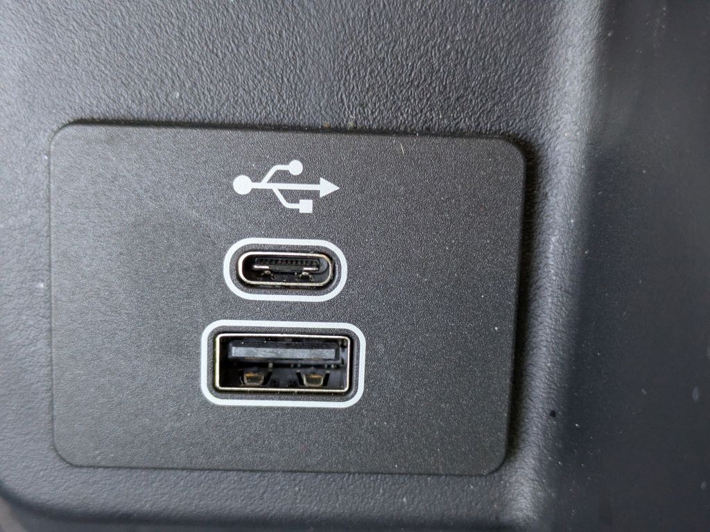 2025 Ford Expedition Active MAX