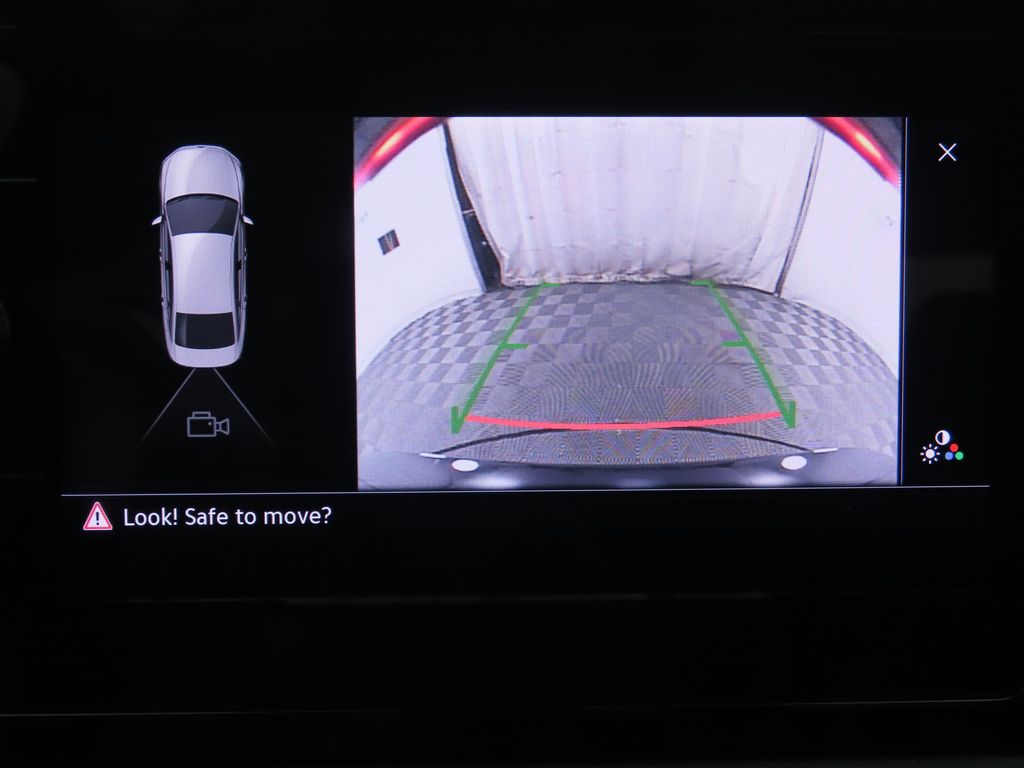 Thumbnail: 2025 Volkswagen Jetta - 15