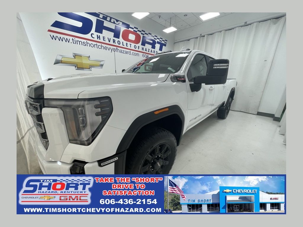 Summit White 2026 GMC Sierra 2500HD AT4 Crew Cab 4WD Pickup Truck Four-Wheel Drive Automatic
