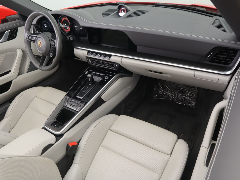 Thumbnail: 2021 Porsche 911 - 26