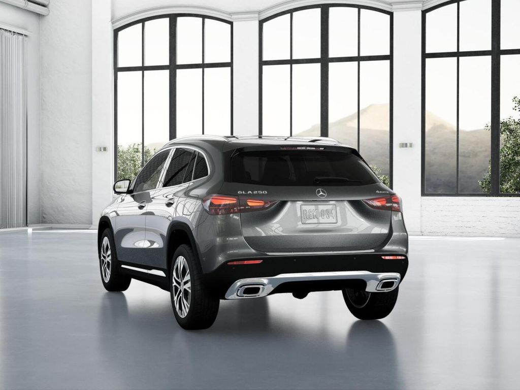 Thumbnail: 2026 Mercedes-Benz GLA - 27