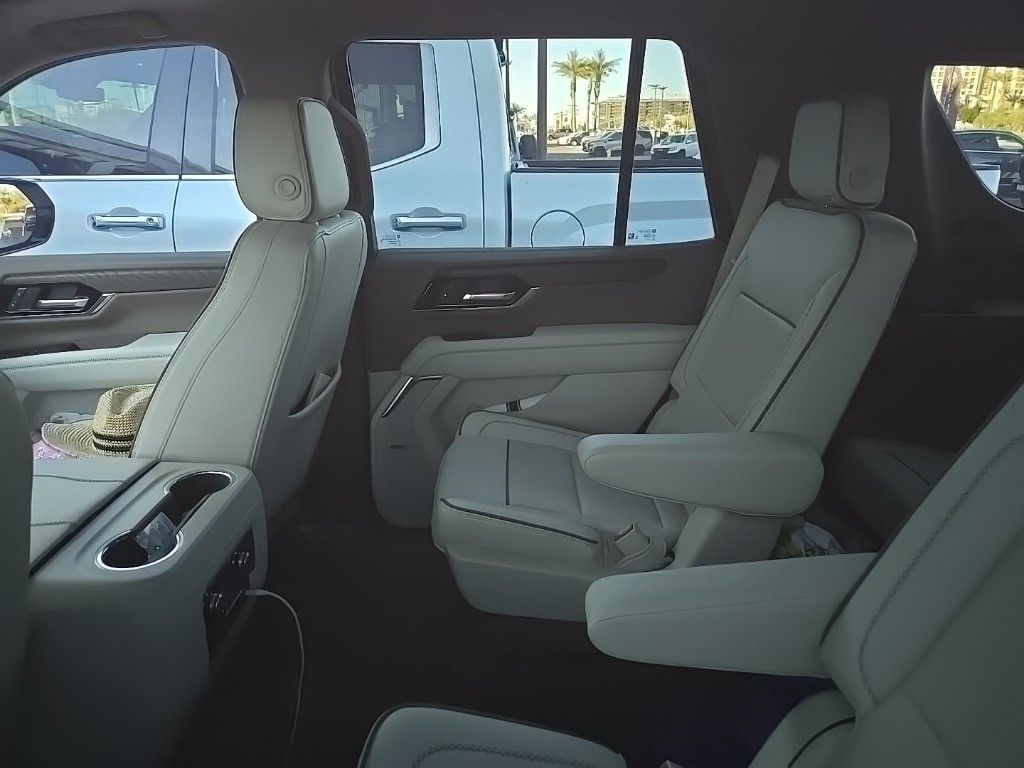 Thumbnail: 2025 GMC Yukon - 6