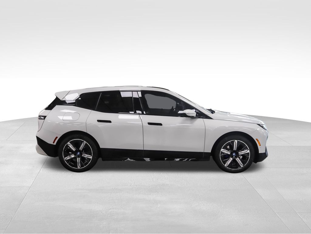 Thumbnail: 2024 BMW iX - 6