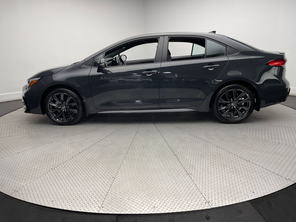 2024 Toyota Corolla SE 8