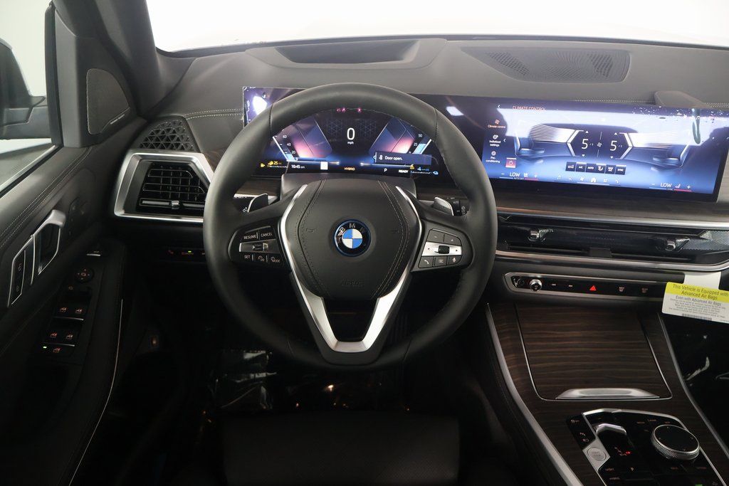 Thumbnail: 2026 BMW X5 - 3