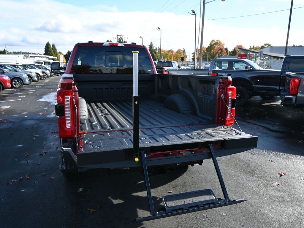 2026 Ford F-350 LARIAT