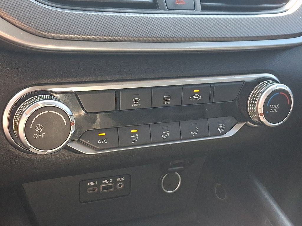 2023 Nissan Altima 2.5 SR Black at South Hills Kia
