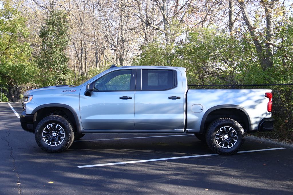 Thumbnail: 2024 Chevrolet Silverado 1500 - 4