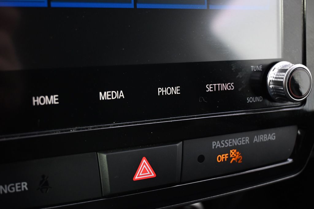 Used 2025  Mitsubishi 2.0 SE image 30