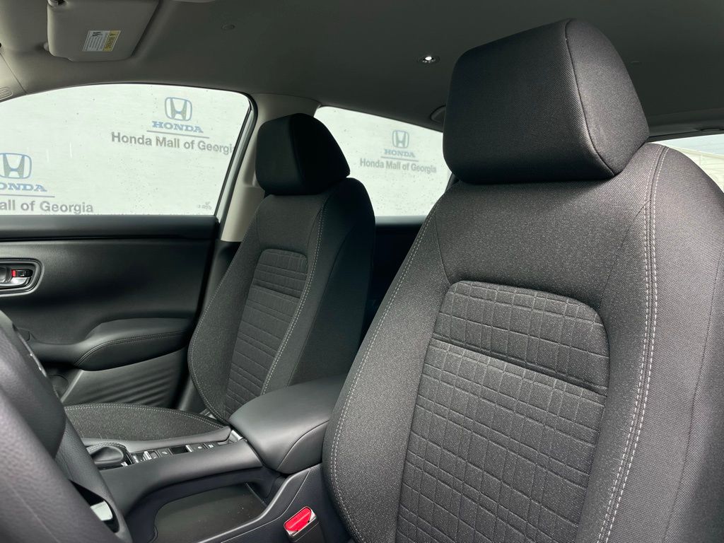2025 Honda HR-V LX 25