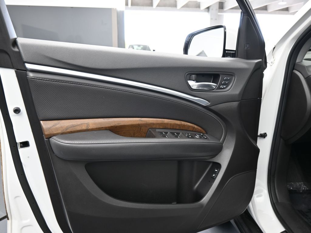 Used 2020 Black Acura Technology image 18