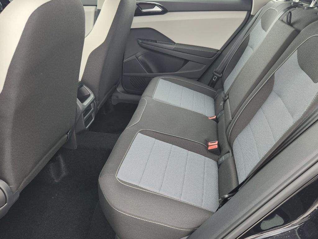 2027 Volkswagen Taos