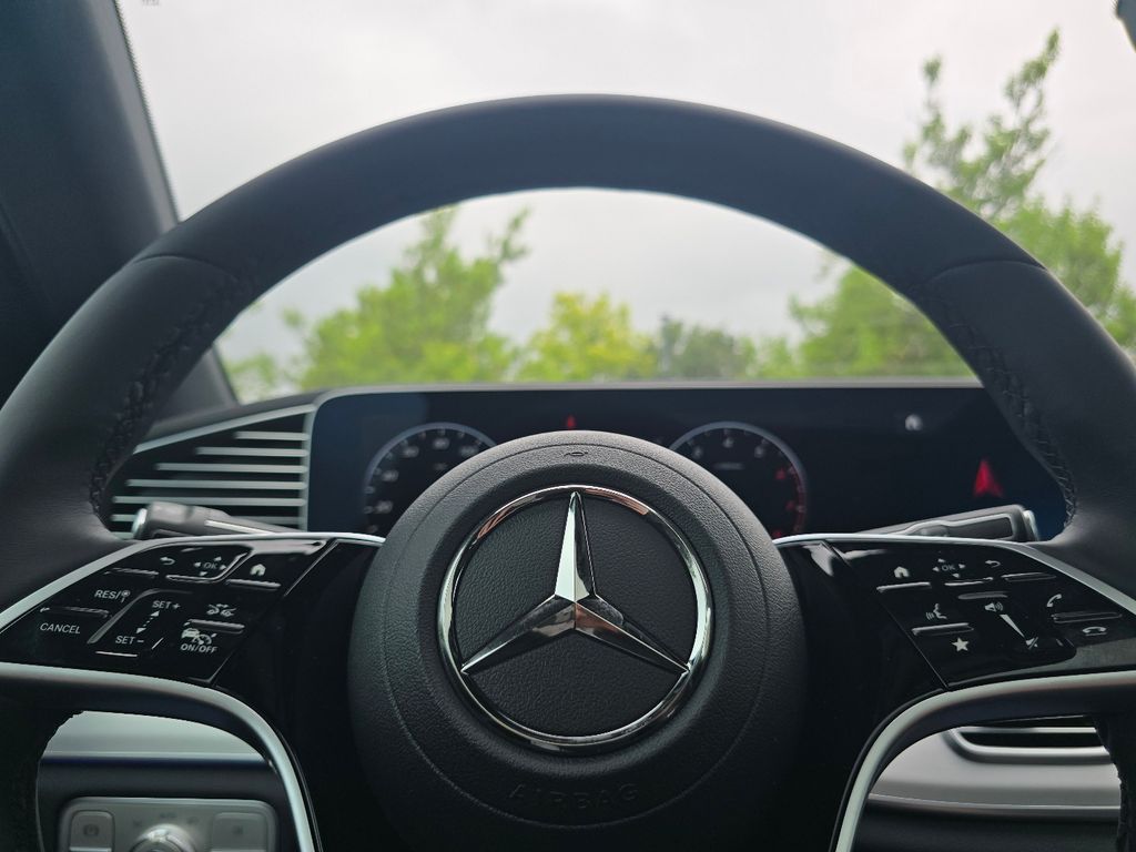 New 2026 Black Mercedes-Benz GLE 450 Coupe image 30
