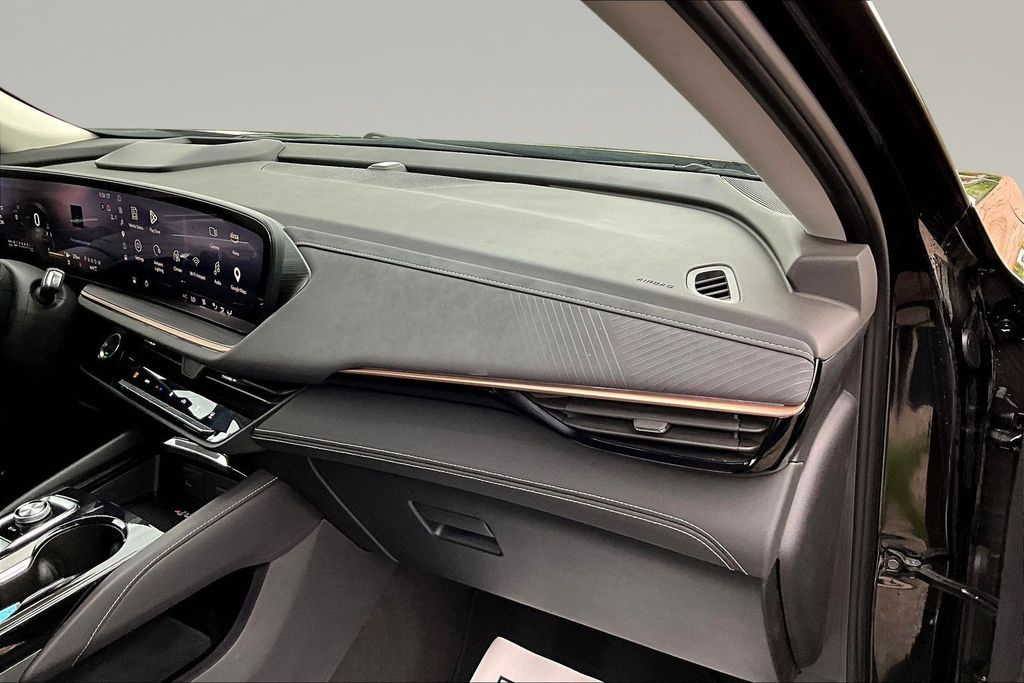 Used 2025 Buick Envision SUV