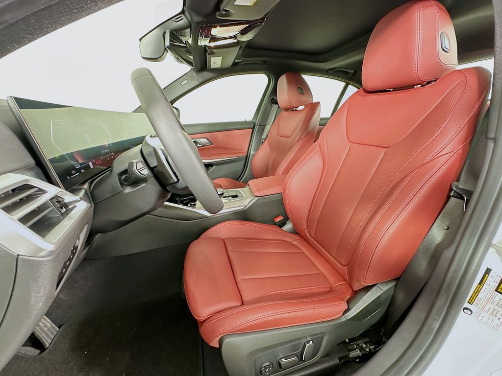 Thumbnail: 2026 BMW 3 Series - 16