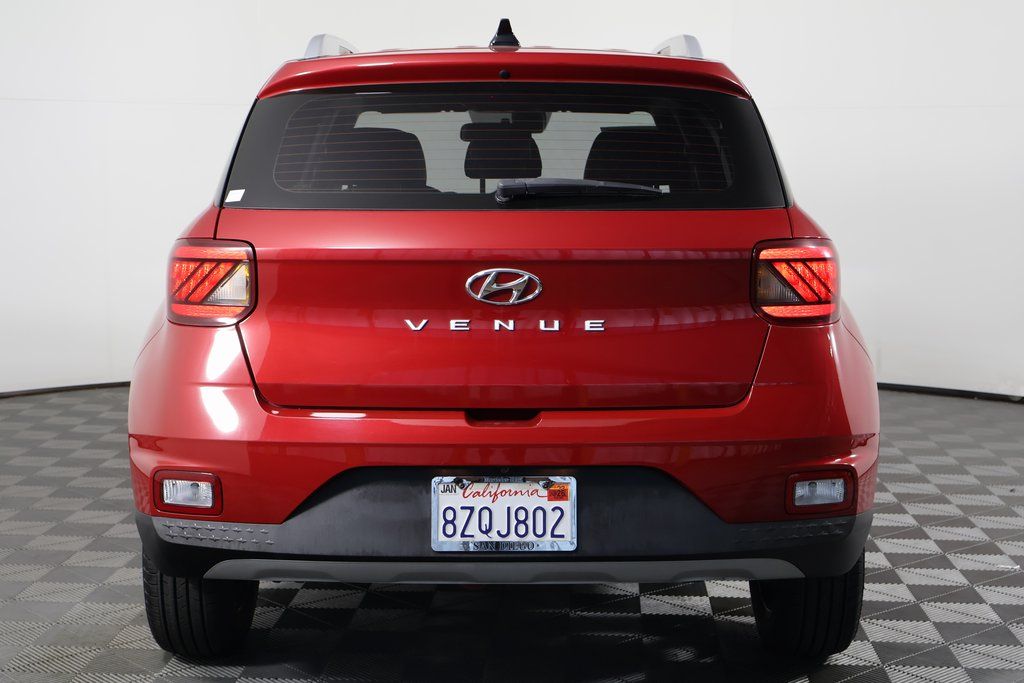 Thumbnail: 2022 Hyundai Venue - 5