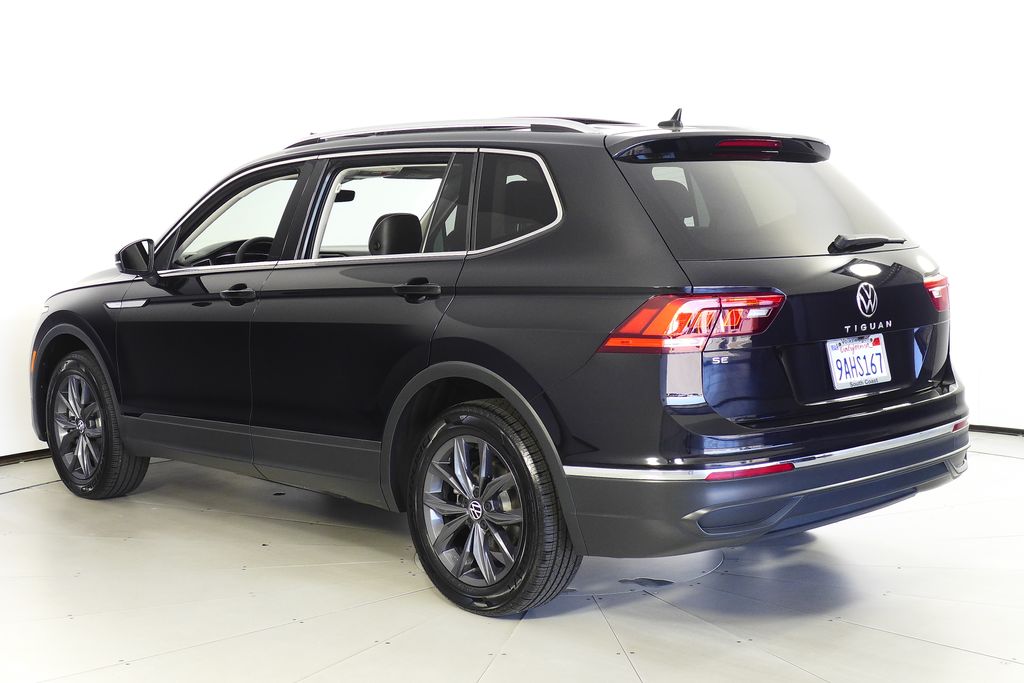 Thumbnail: 2022 Volkswagen Tiguan - 9