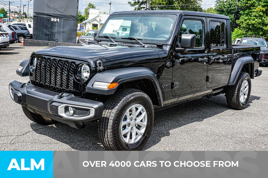 2023 Jeep Gladiator Sport photo 2