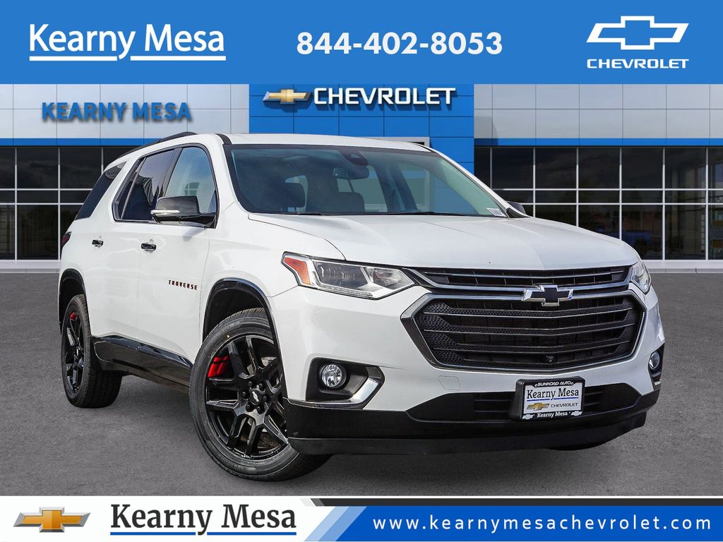 Summit White 2020 Chevrolet Traverse SUV / Crossover Four-Wheel Drive 9-Speed Automatic