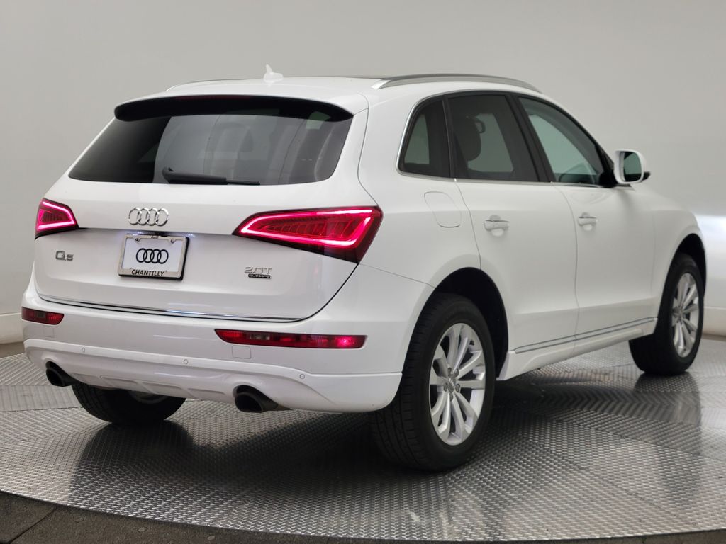 Thumbnail: 2016 Audi Q5 - 5