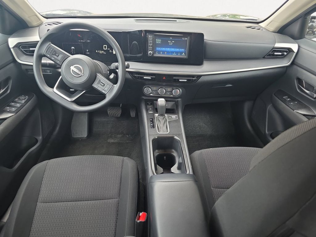2025 Nissan Kicks S photo