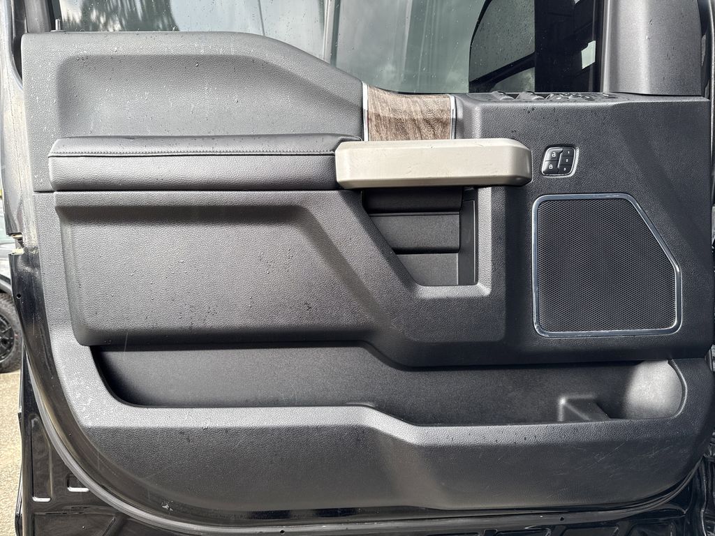 2017 Ford F-250SD Lariat - 9