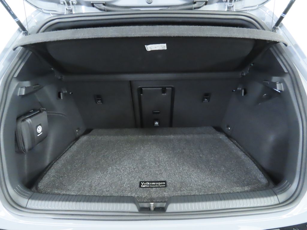 2024 Volkswagen Golf GTI SE 29