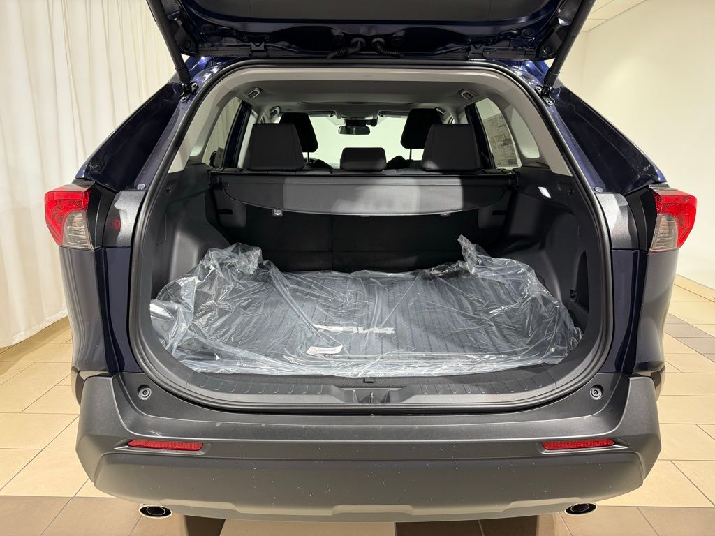 Thumbnail: 2025 Toyota RAV4 - 12