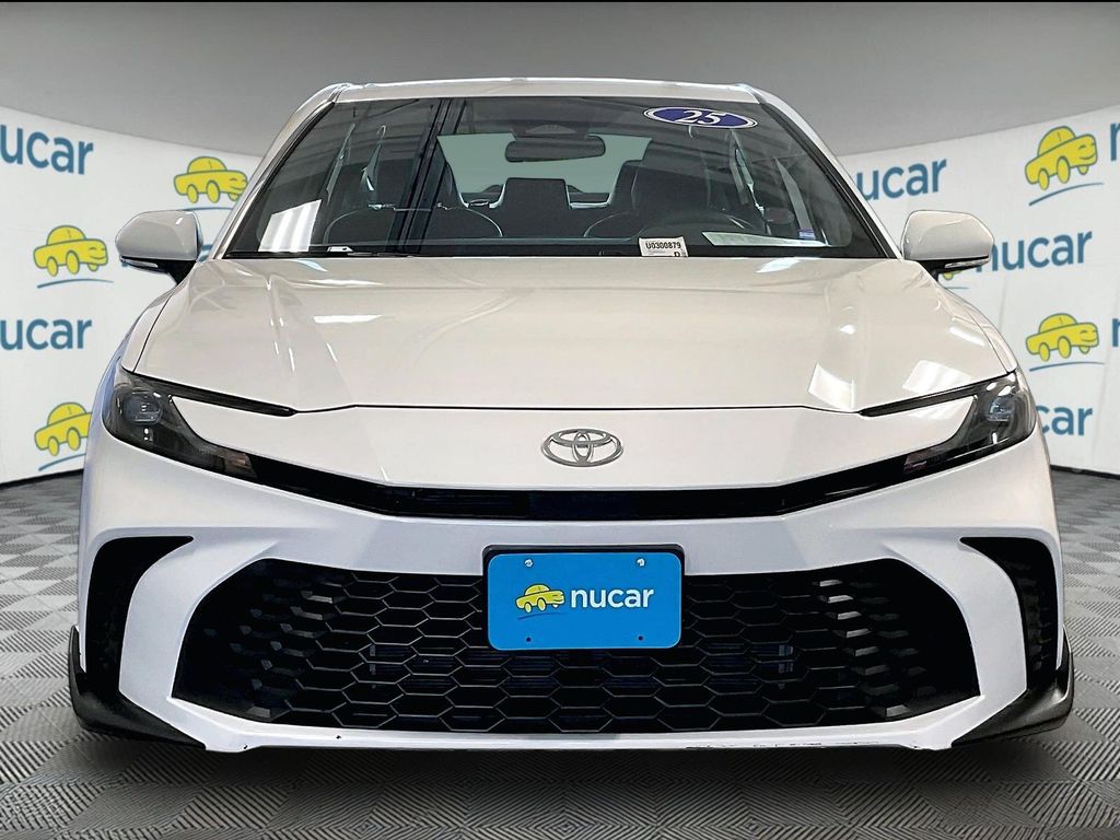 2025 Toyota Camry — photo 2