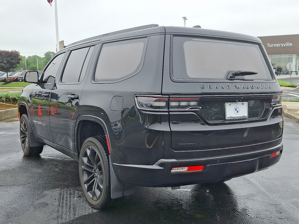Thumbnail: 2022 Jeep Grand Wagoneer - 4