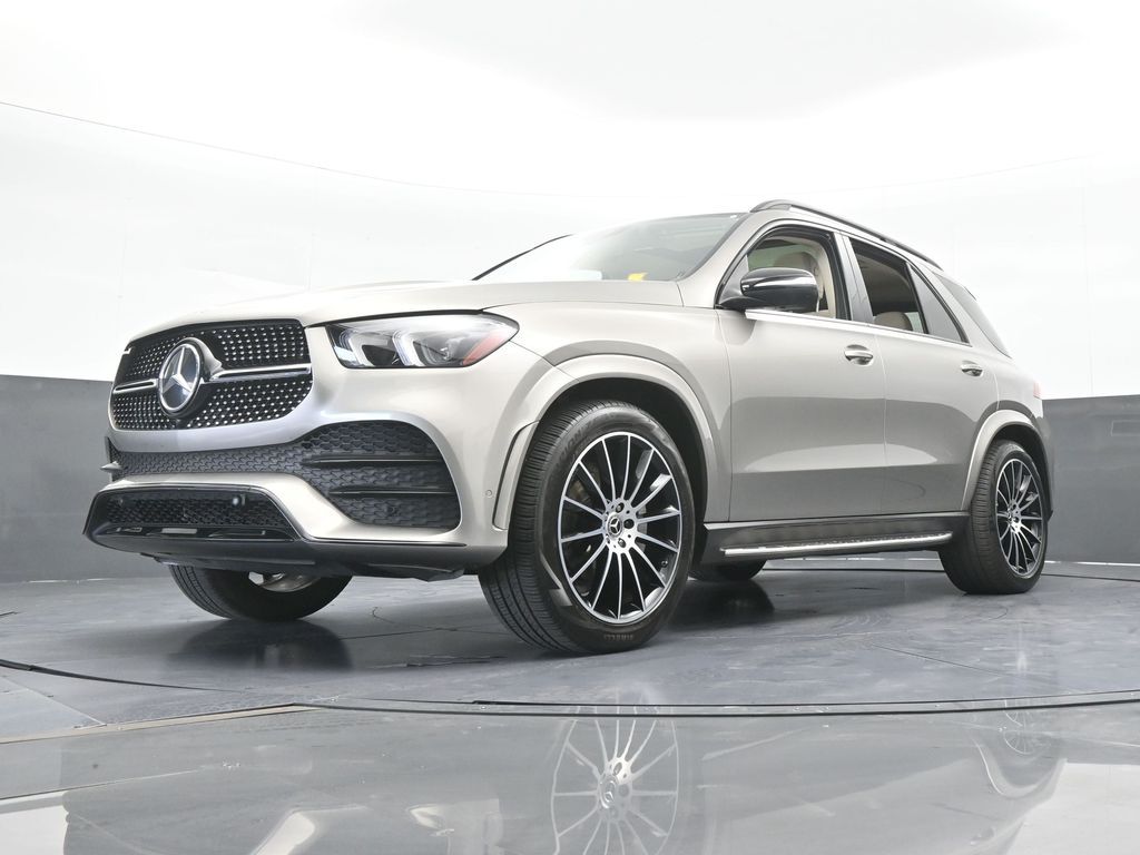 Used 2022 Gold Mercedes-Benz GLE 350 image 58