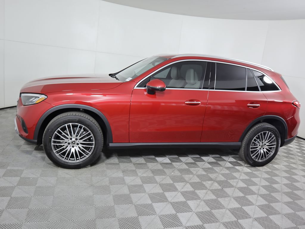 Thumbnail: 2026 Mercedes-Benz GLC - 8