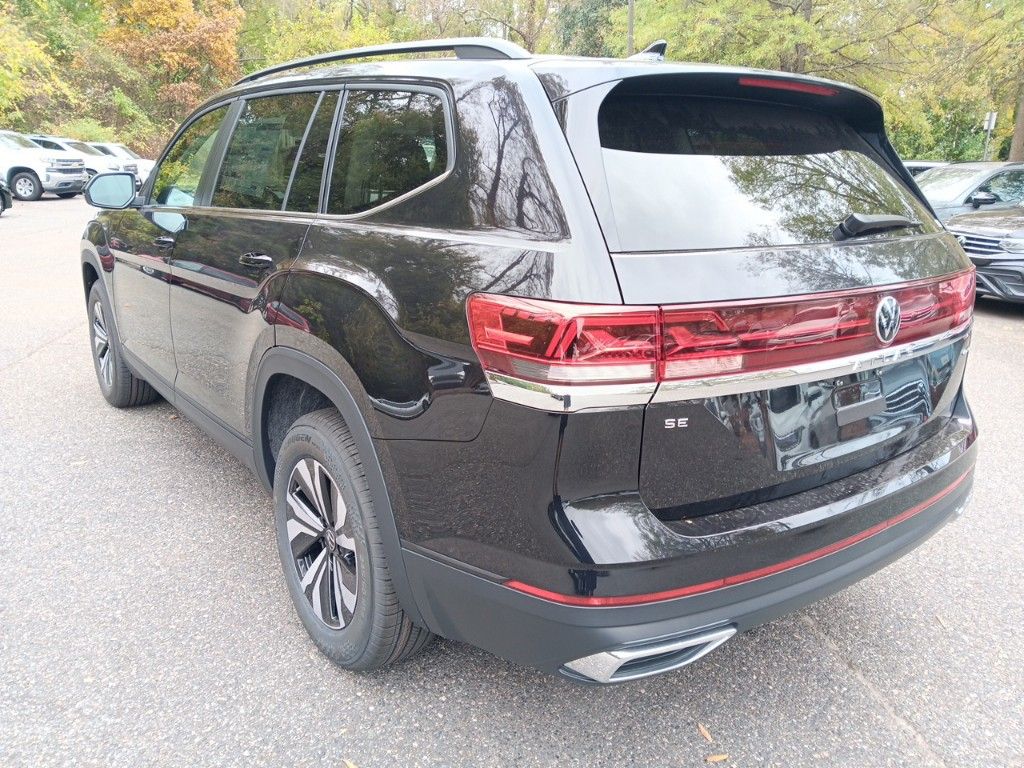 2025 Volkswagen Atlas 2.0T SE 3