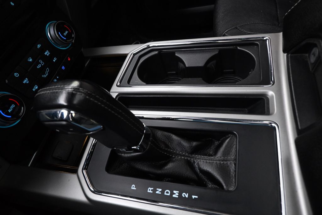 Used 2015 Blue Ford Lariat image 34