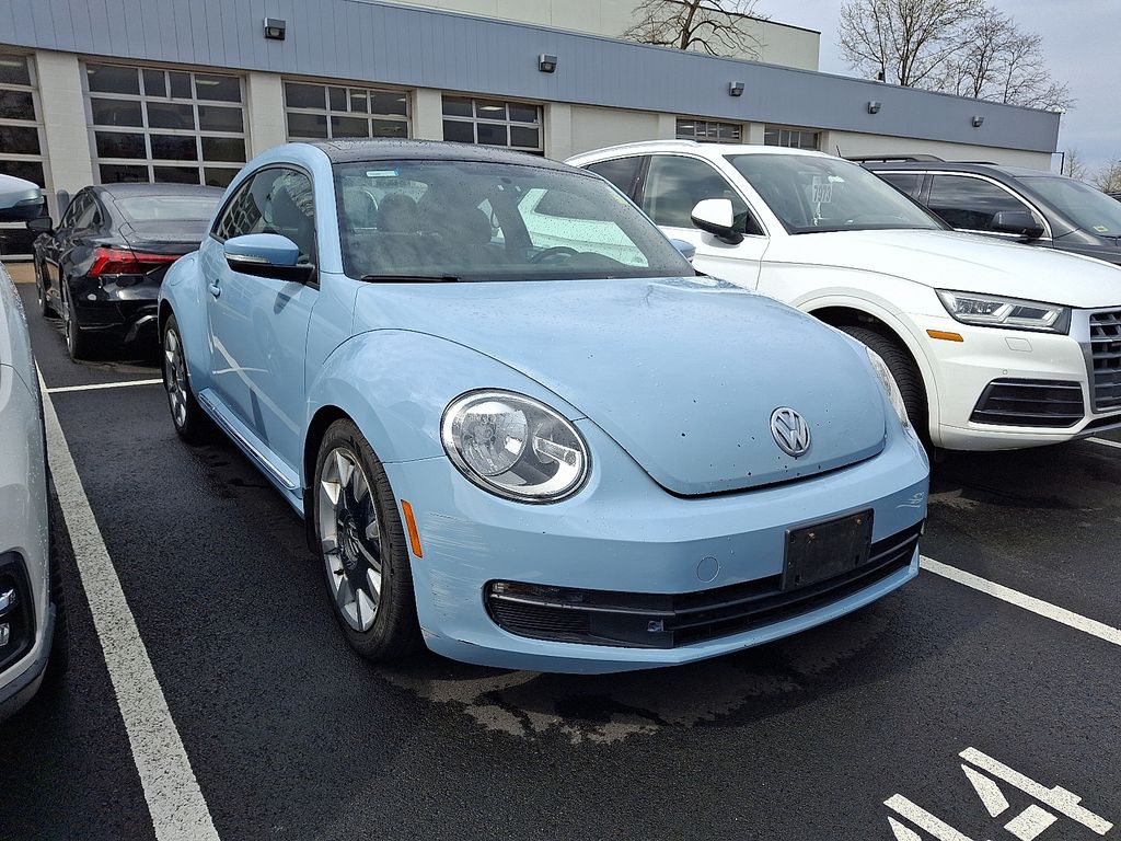 Thumbnail: 2013 Volkswagen Beetle - 3
