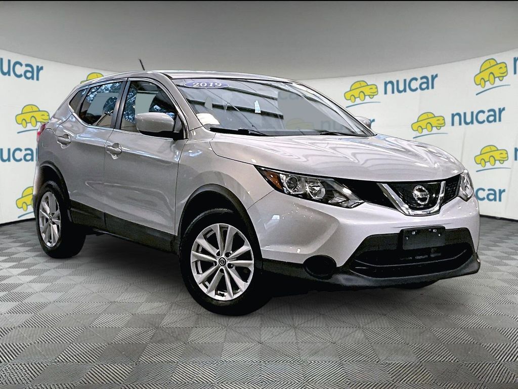 2019 Nissan Rogue Sport — photo 1