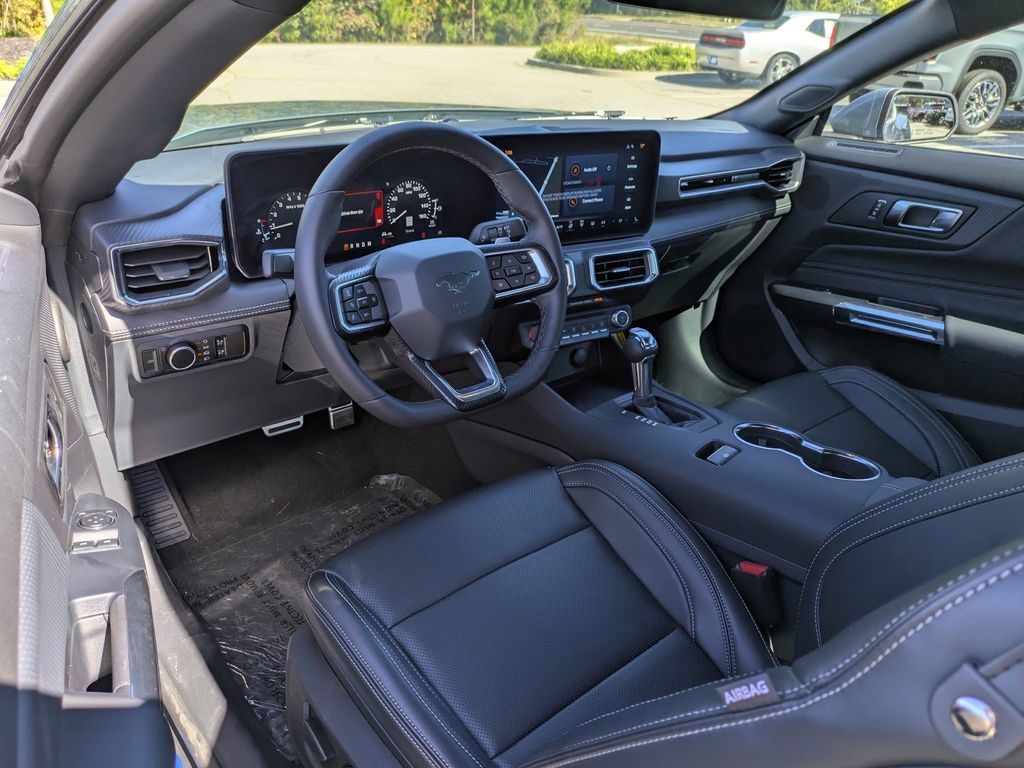 2025 Ford Mustang GT Premium Fastback