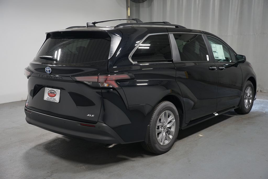 Thumbnail: 2025 Toyota Sienna - 8