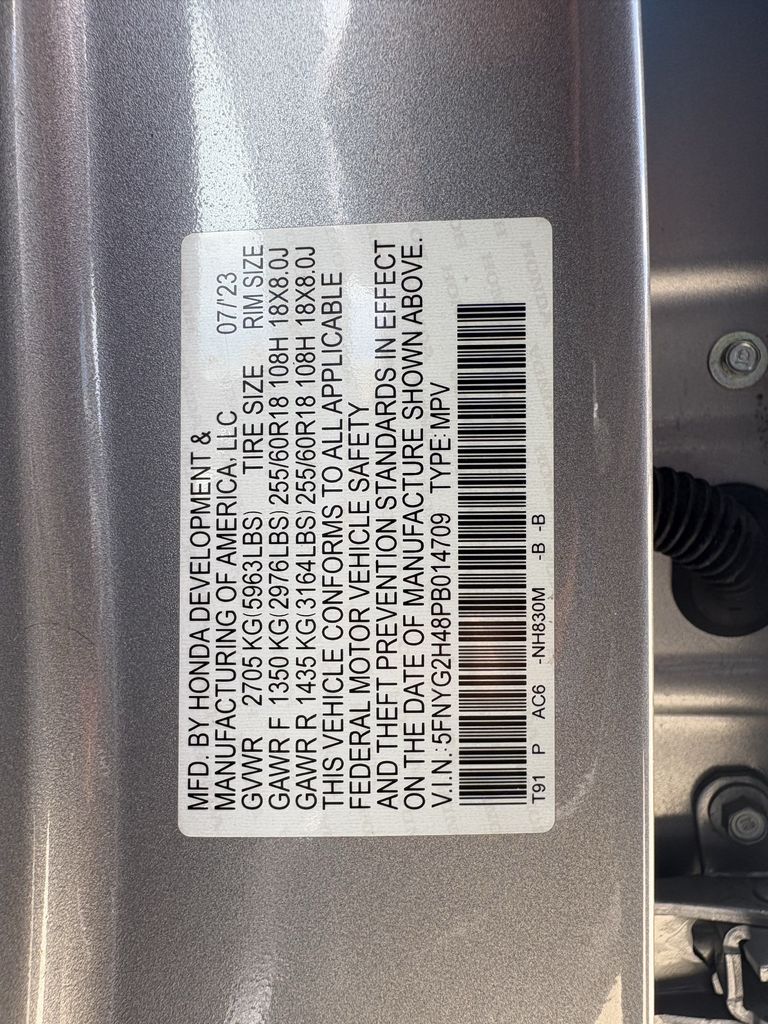2023 Honda Pilot EX-L Silver at Community Honda