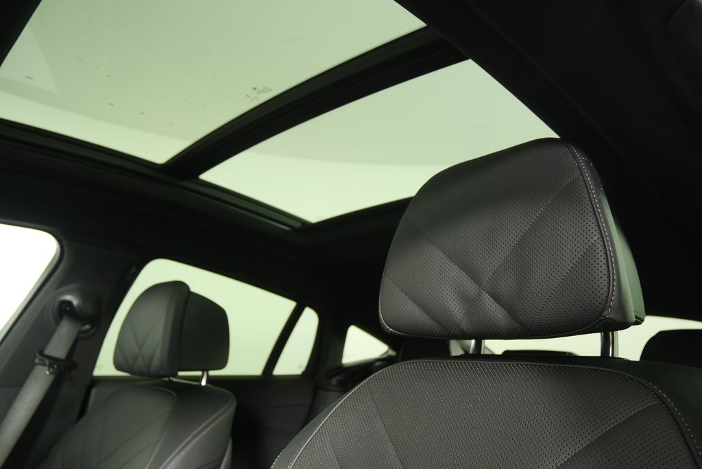 2025 BMW X6 xDrive40i 11