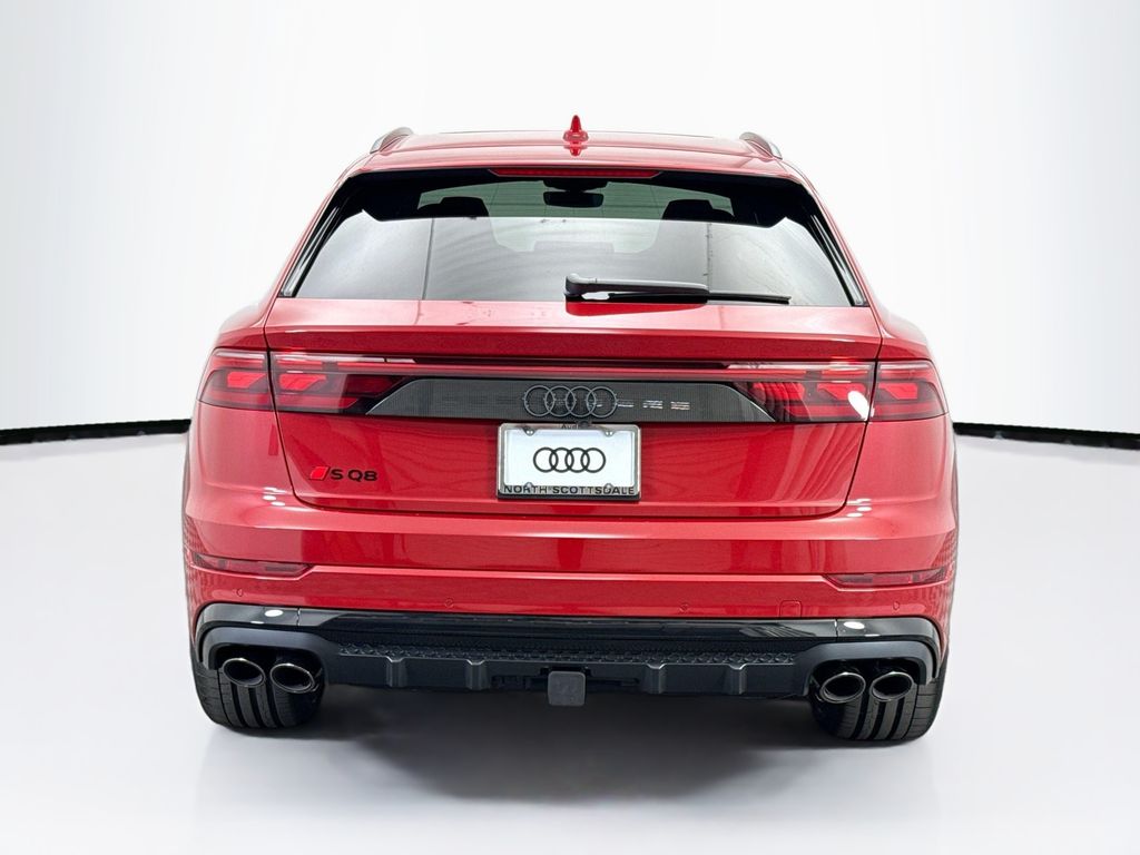 Thumbnail: 2026 Audi SQ8 - 6